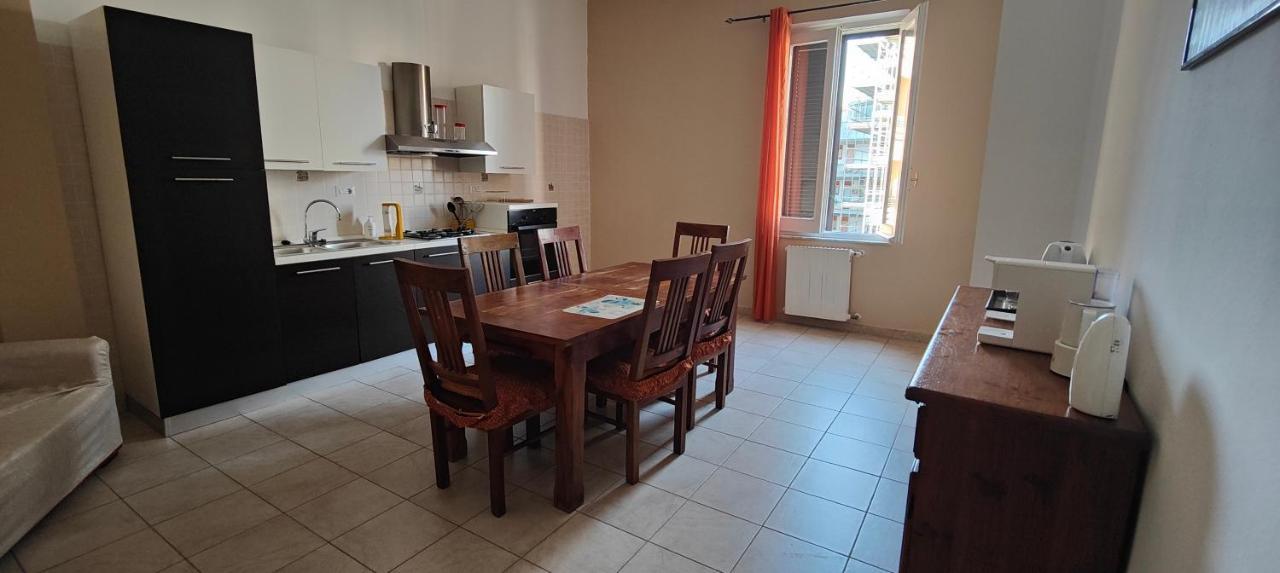 Guest House Italy 21 -Affittacamere Sassari Exterior foto